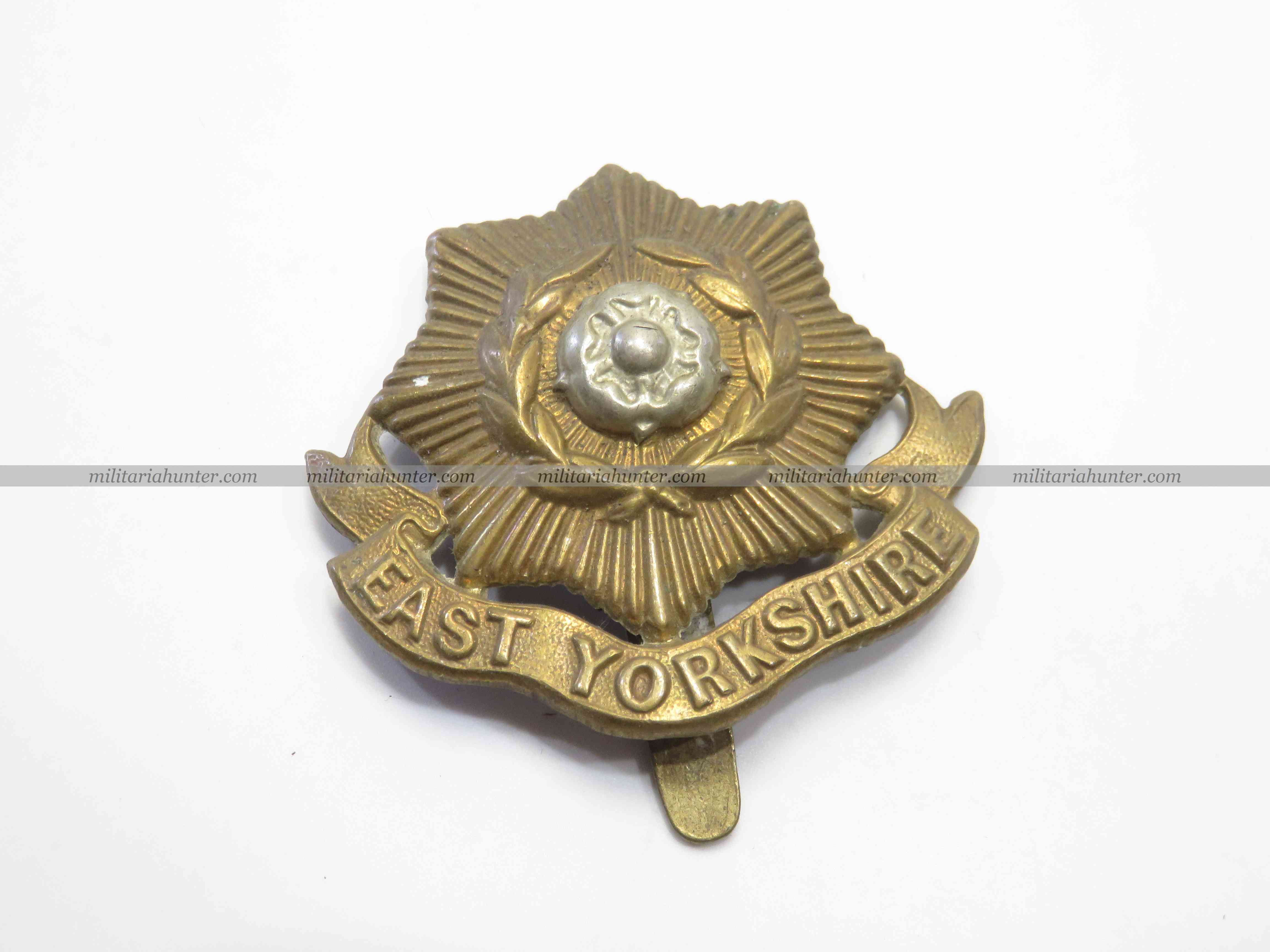 militaria : ww1 East Yorkshire cap badge