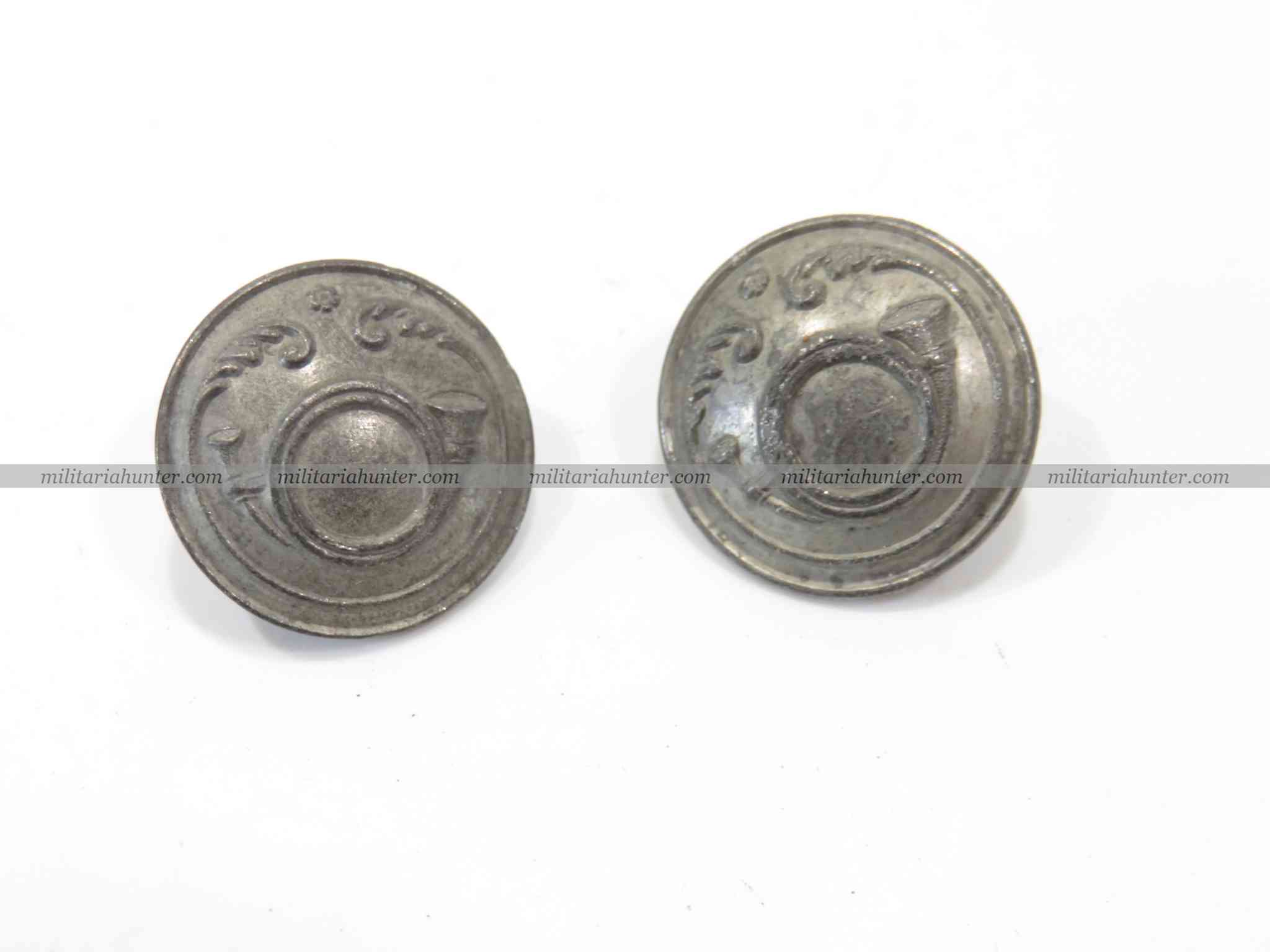 militaria : ww1 African light infantry buttons - Boutons Infanterie légère d'Afrique petit m