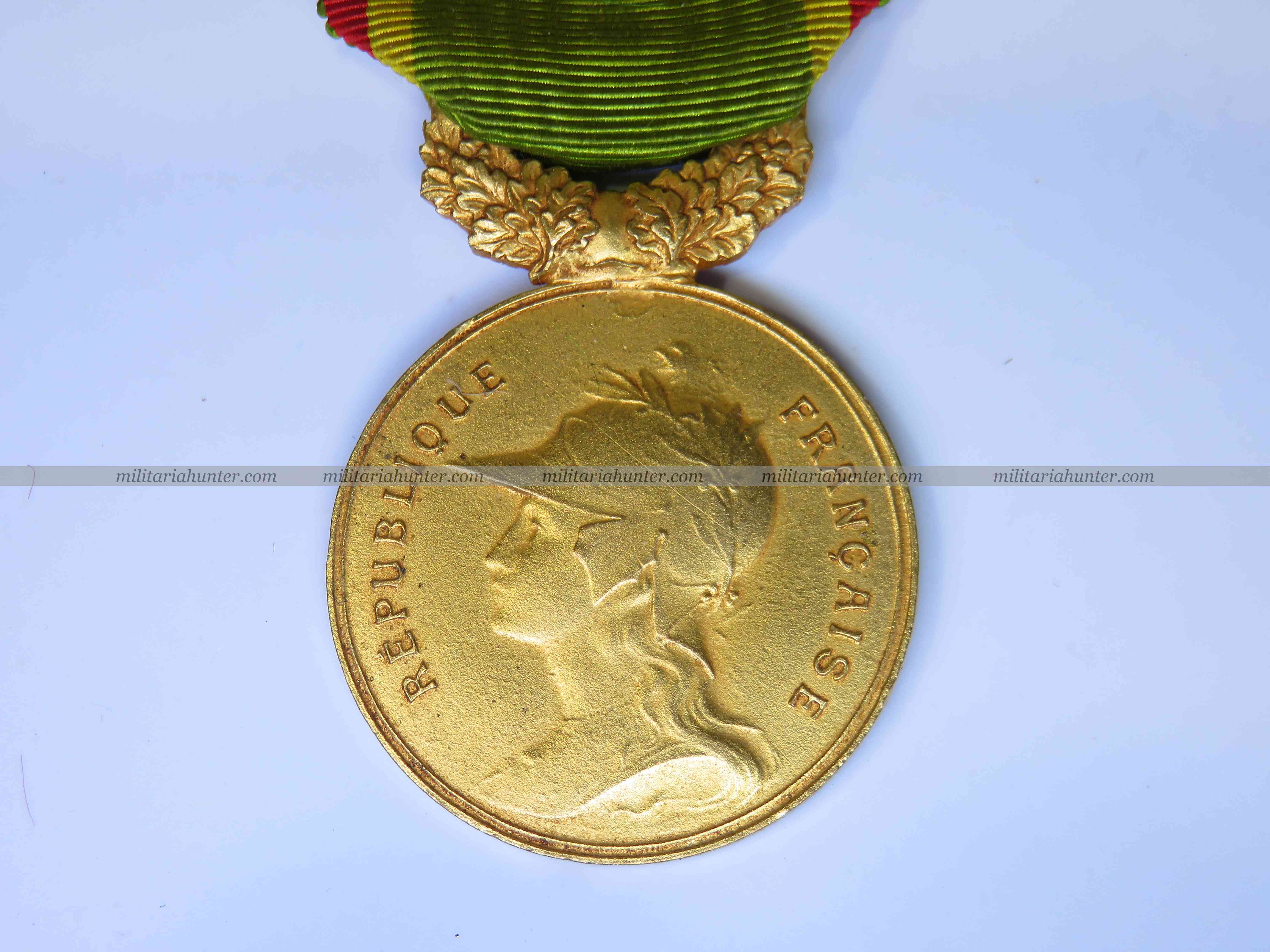 militaria : (AL) médaille société encouragement au dévouement