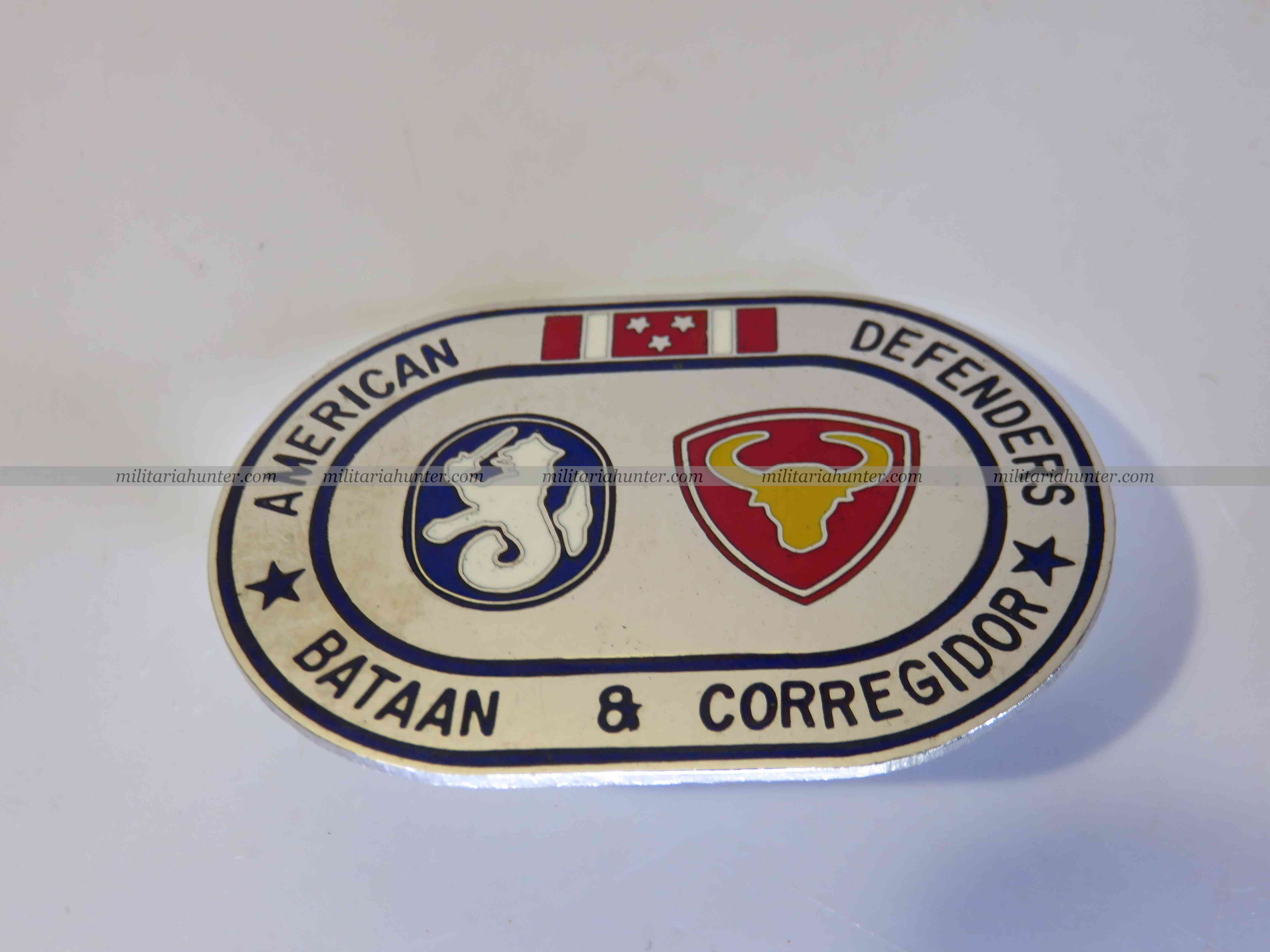 militaria : US ww2 Philippines veteran badge Bataan & Corregidor defender