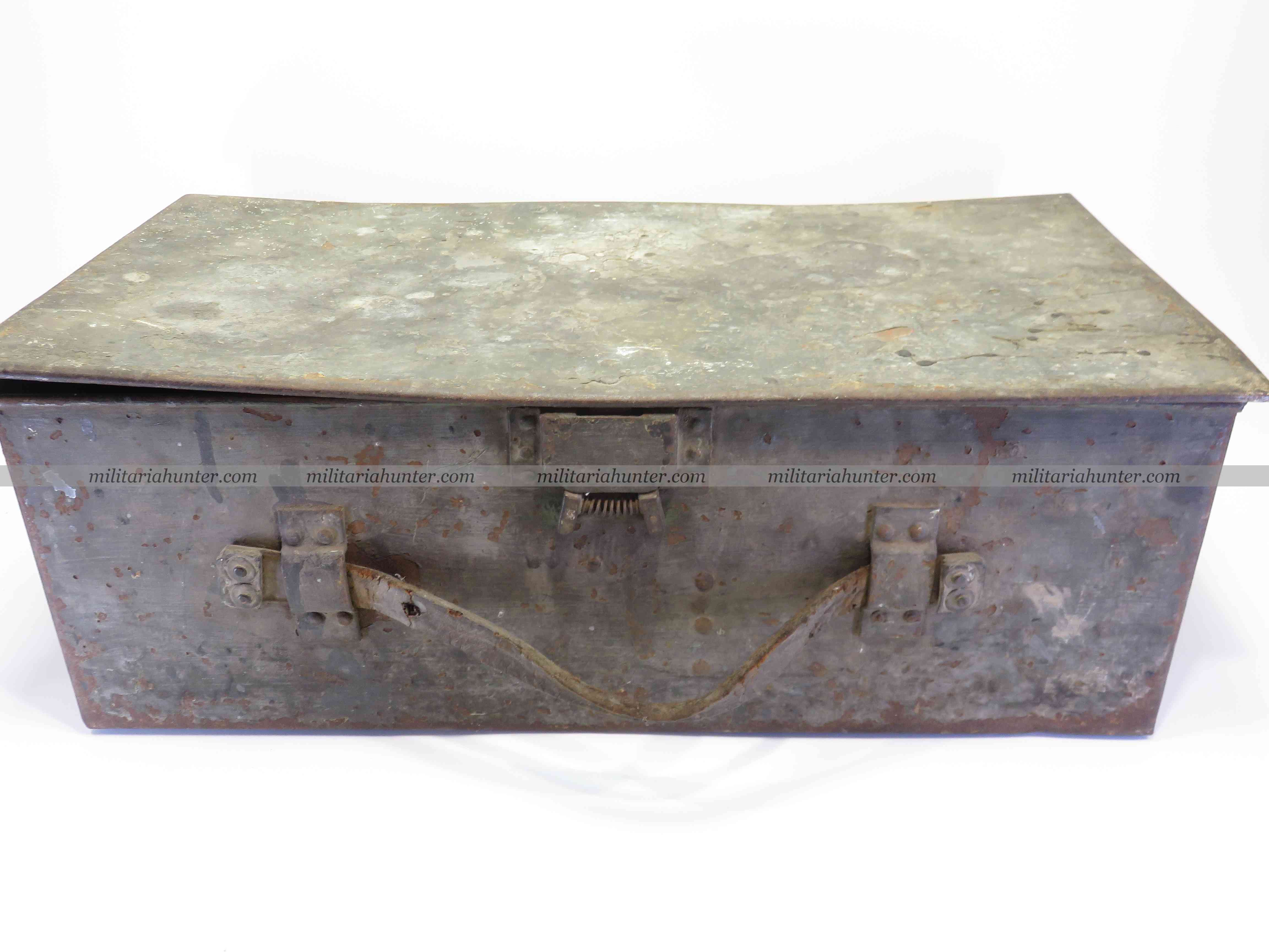 militaria : ww1 Lewis drum box turned into medical box RAMC