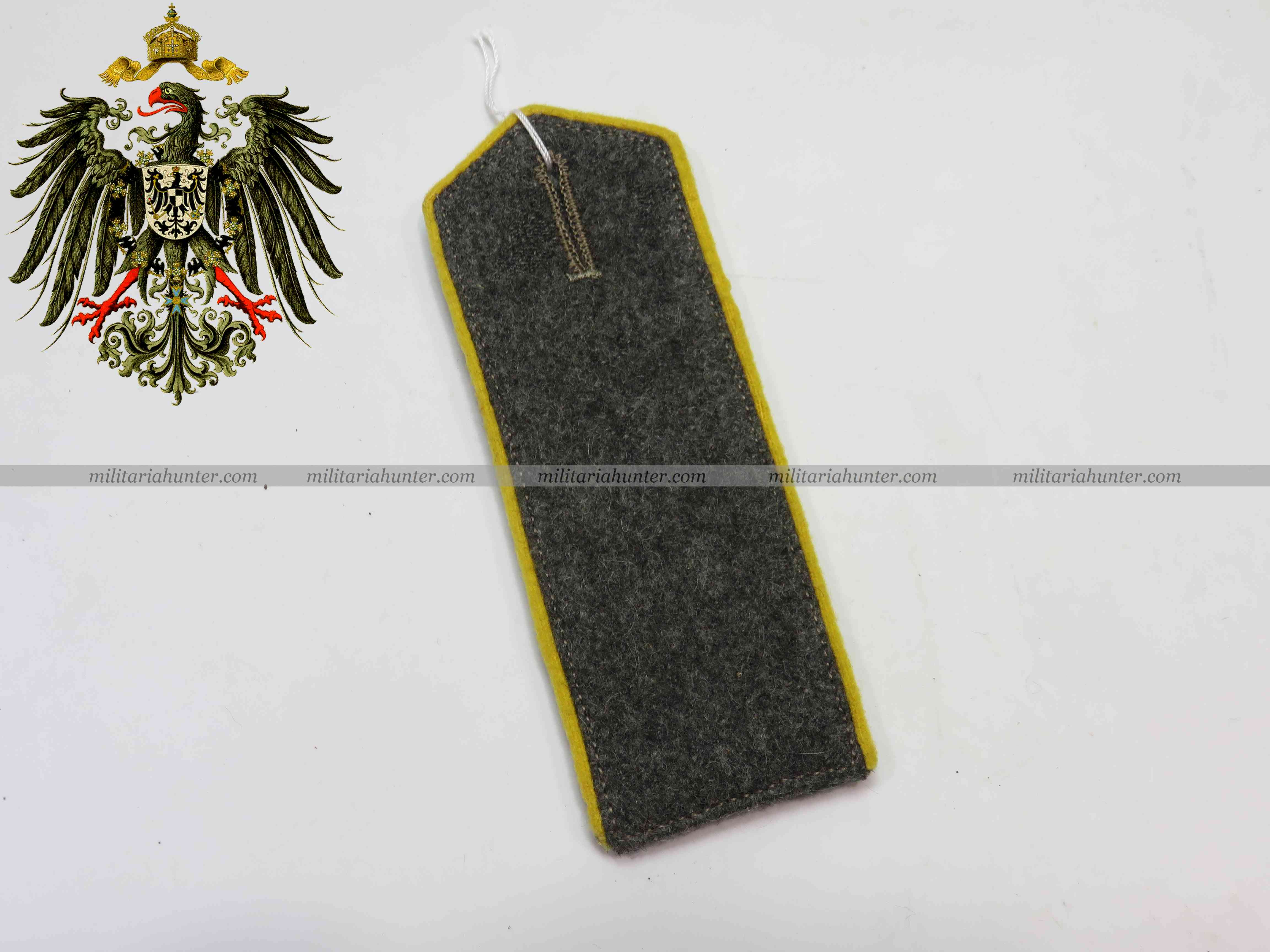 militaria : Patte d'épaule M1915 Garde Regiment zu Fuss nr 3