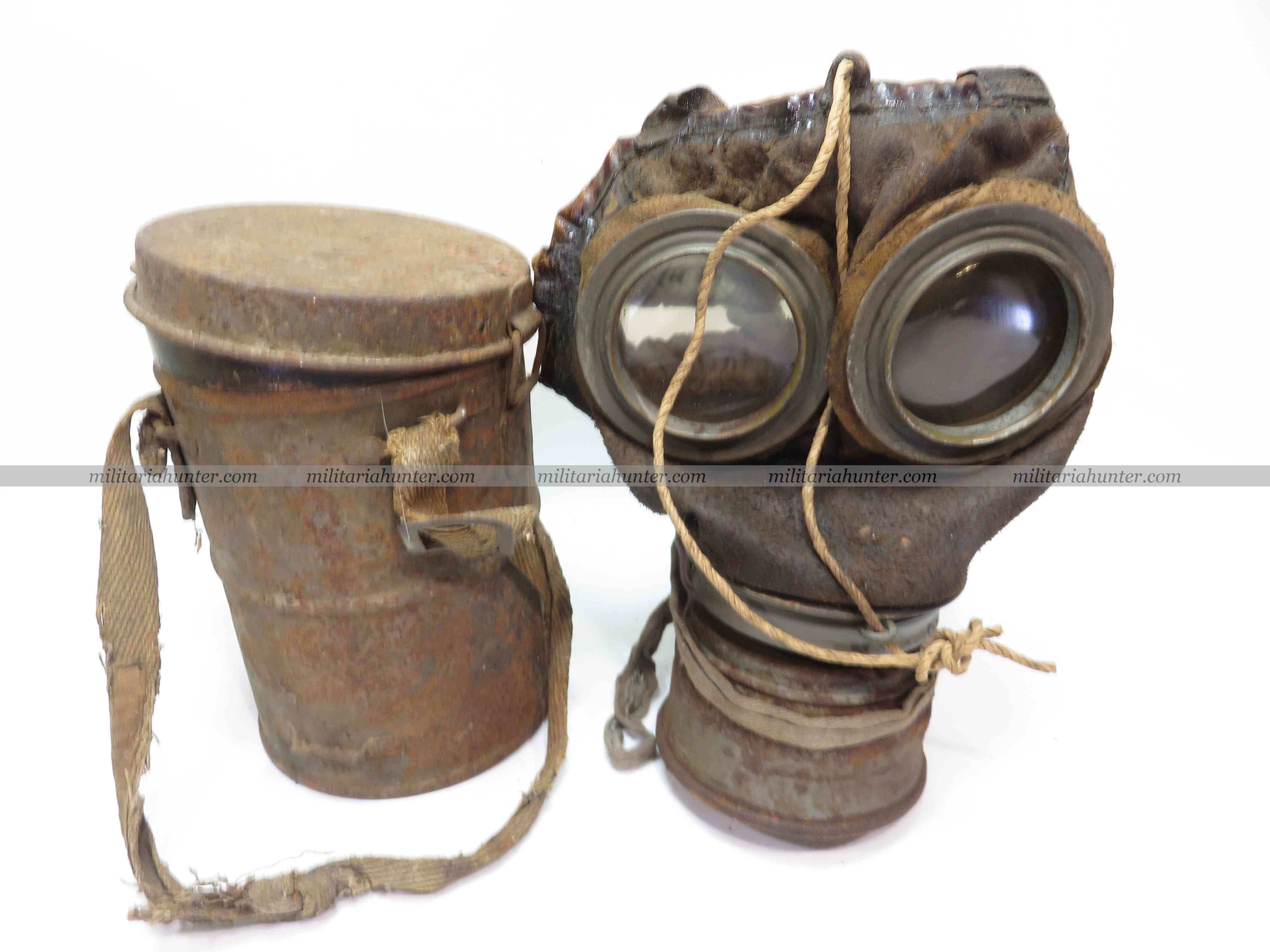 militaria : ww1 german gas mask Lederschutzmask - filtre avec bouchon et opercule