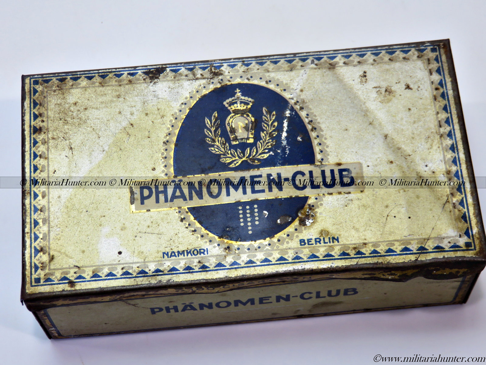 militaria : Boîte de cigarettes Phanomen Club Namkori Berlin