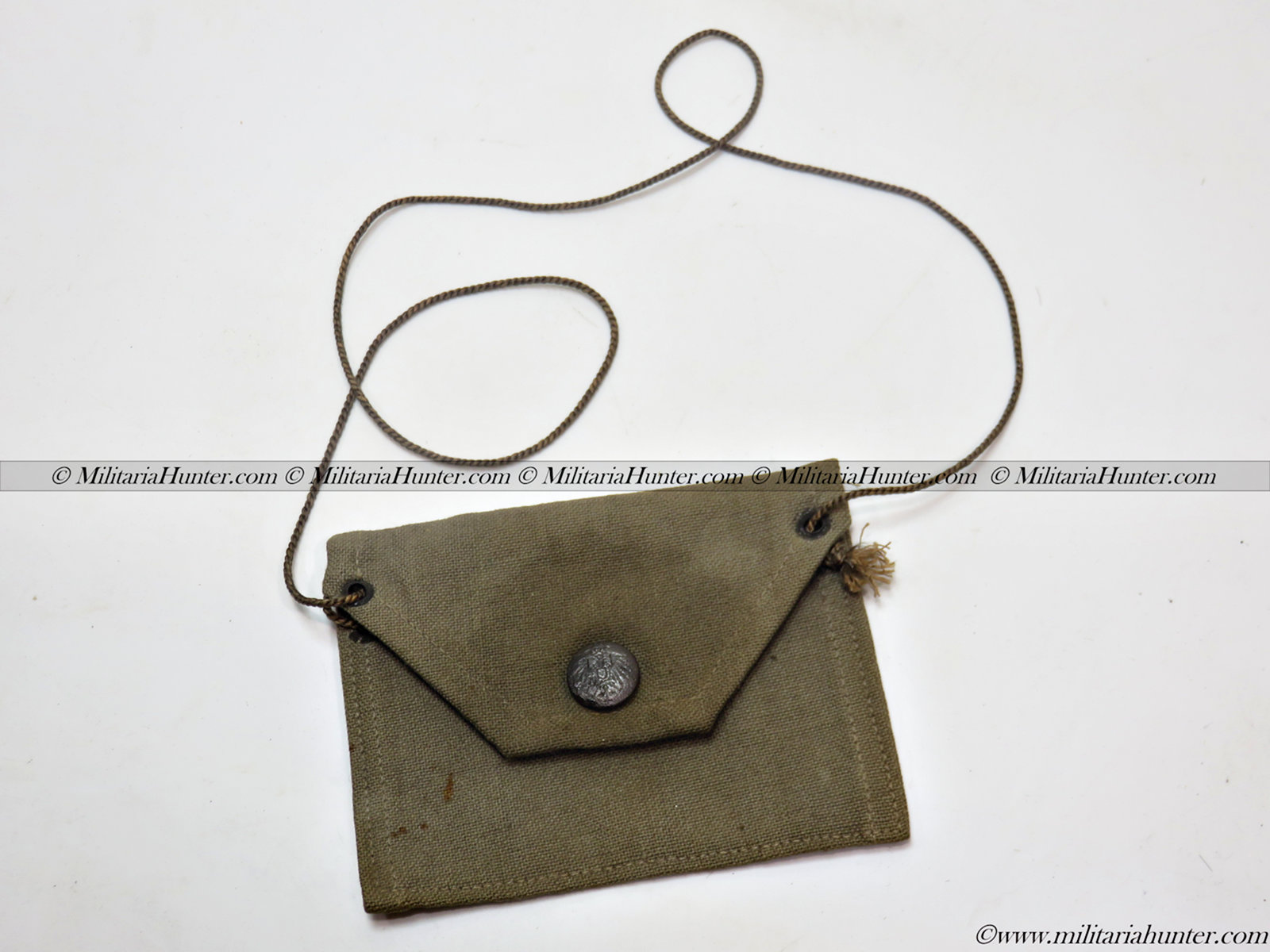 militaria : Rare pochette feldgrau pour plaque d'identité bouton à l'aigle