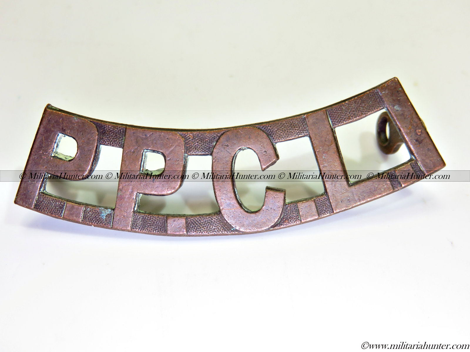 militaria : ww1 CEF PPCLI brass shoulder title