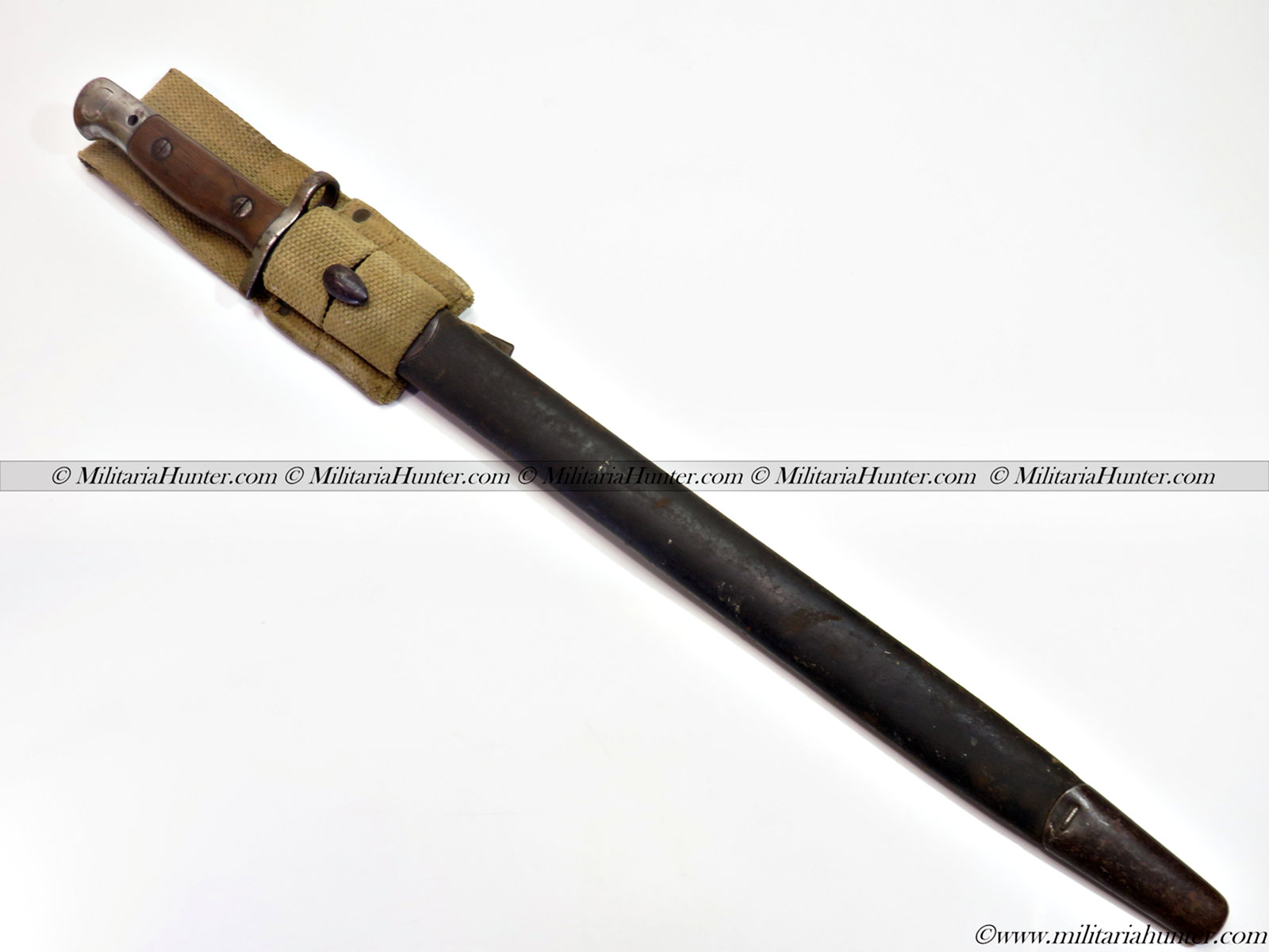 militaria : Baionnette anglaise 1907 avec gousset - british 1907 bayonet with frog