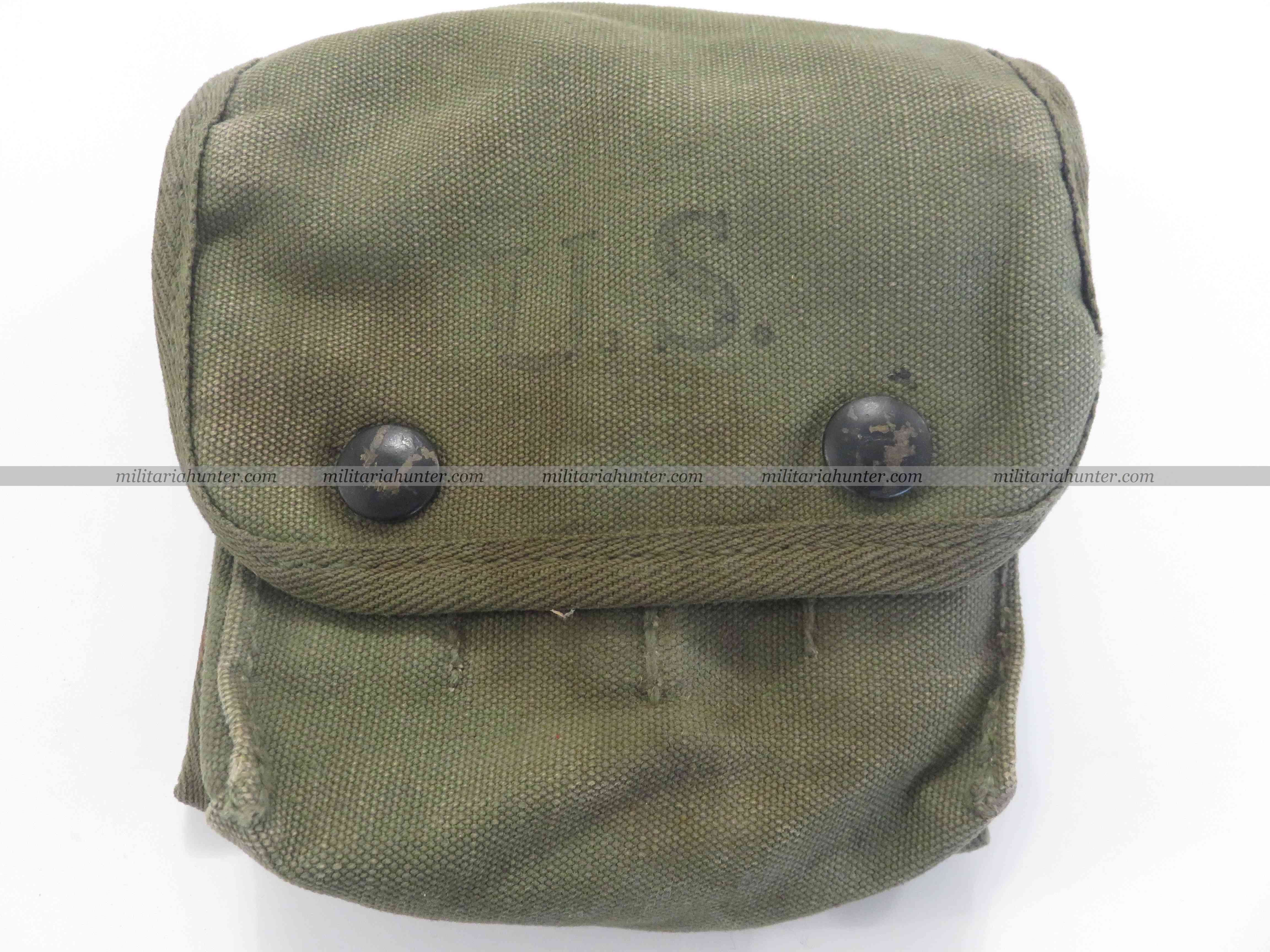 militaria : ww2 & Vietnam Kit Jungle Medical pouch 1945