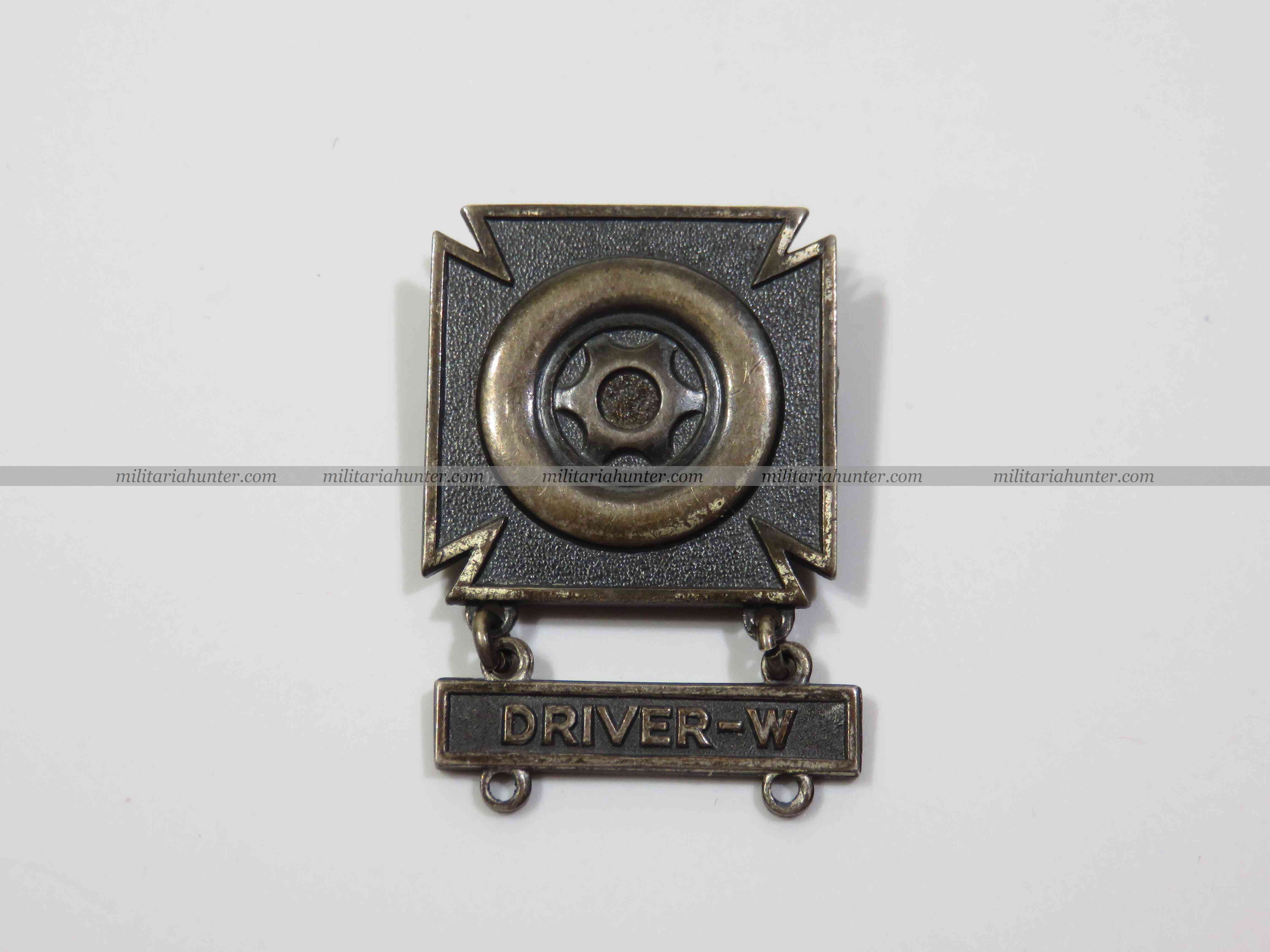 militaria : US ww2 qualification badge Driver Wheeled - conducteur de jeep et engin à roues